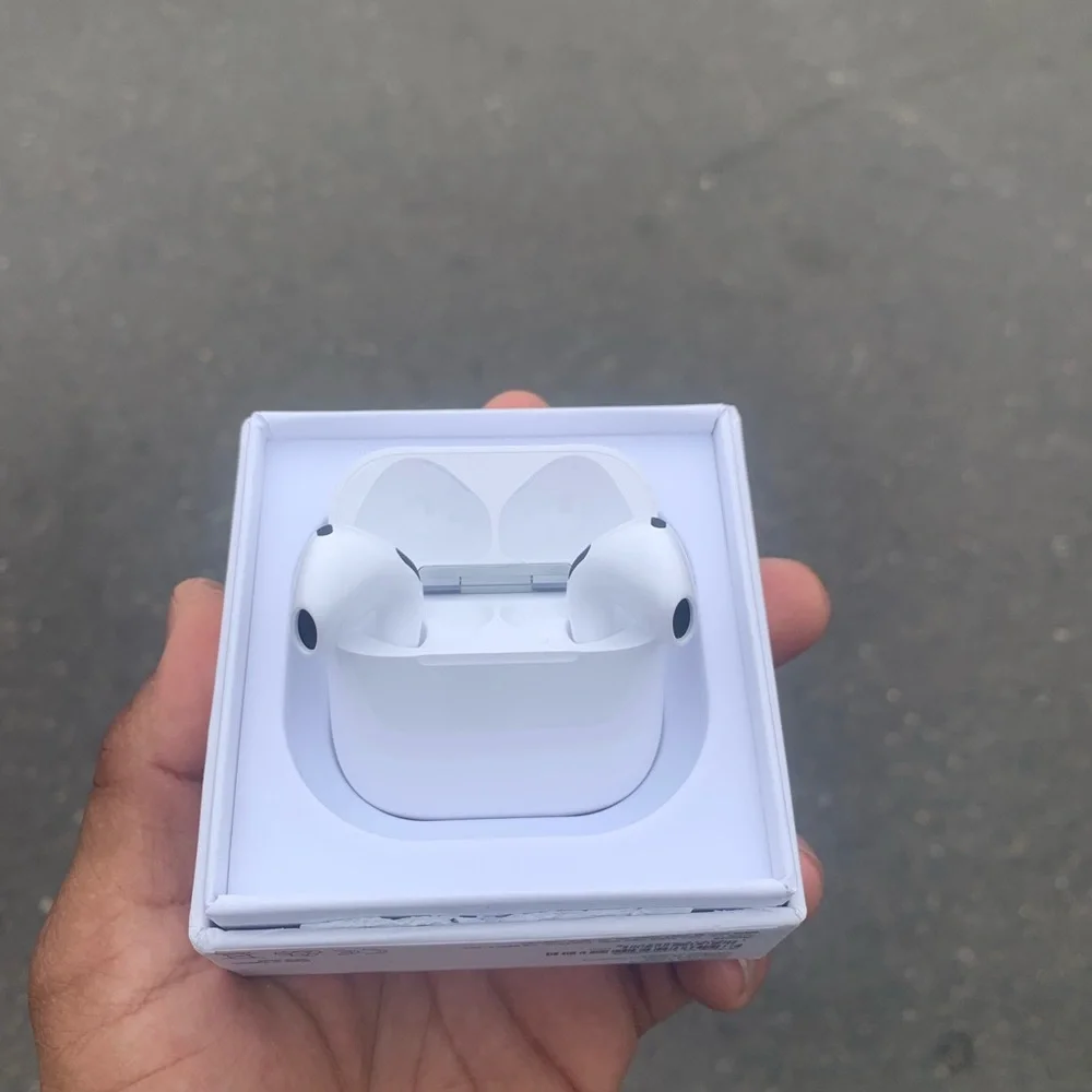 Apple AirPods